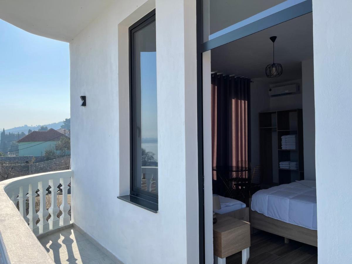 Four Generation Hotel Shiroka Luaran gambar