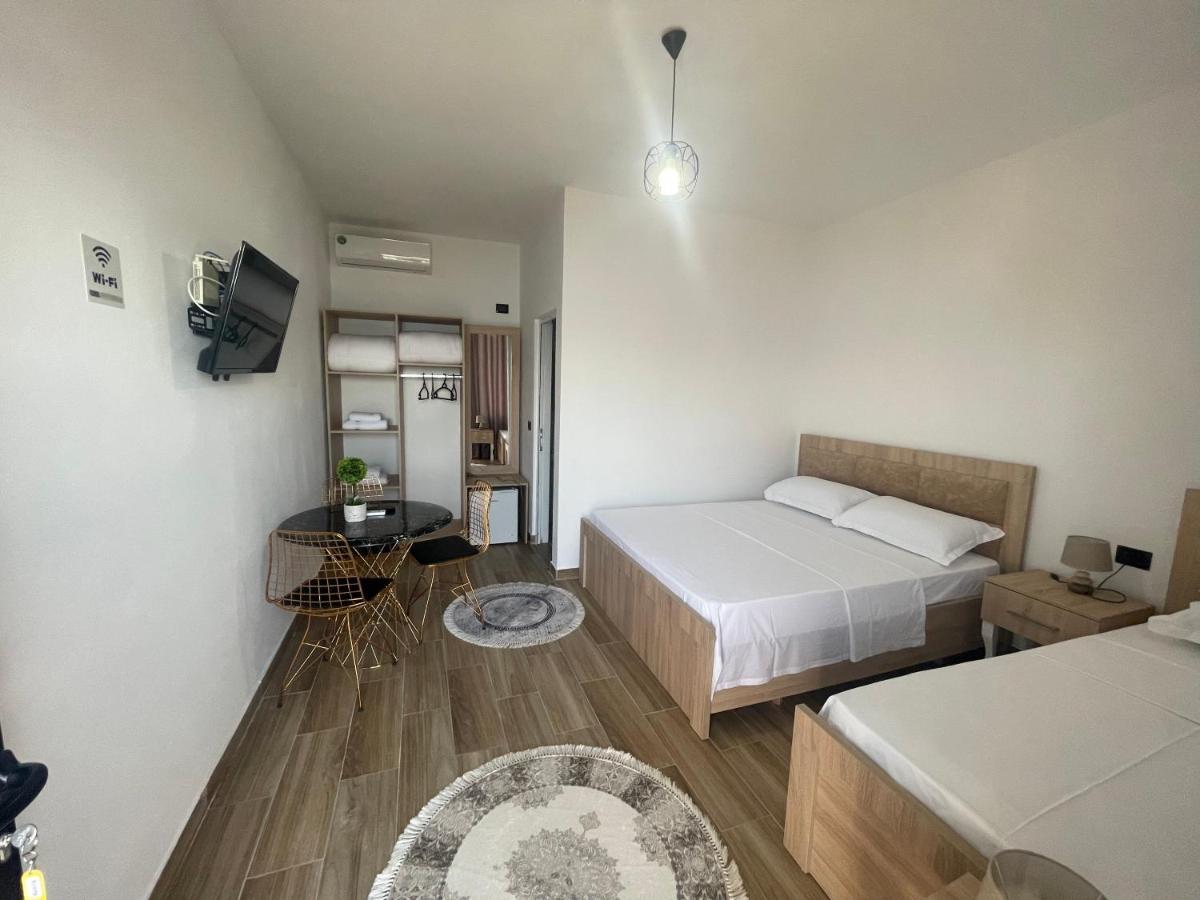 Four Generation Hotel Shiroka Luaran gambar