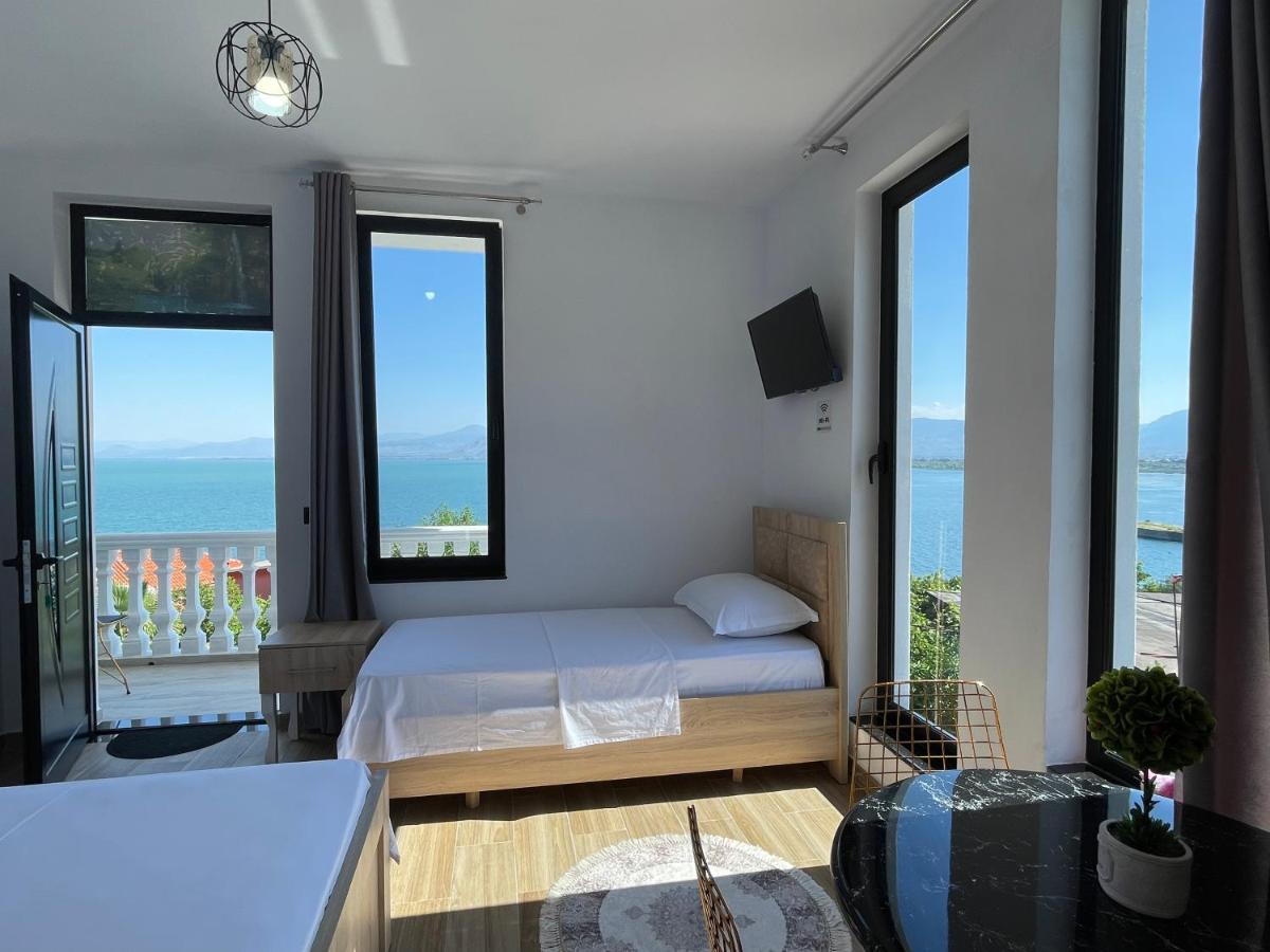 Four Generation Hotel Shiroka Luaran gambar