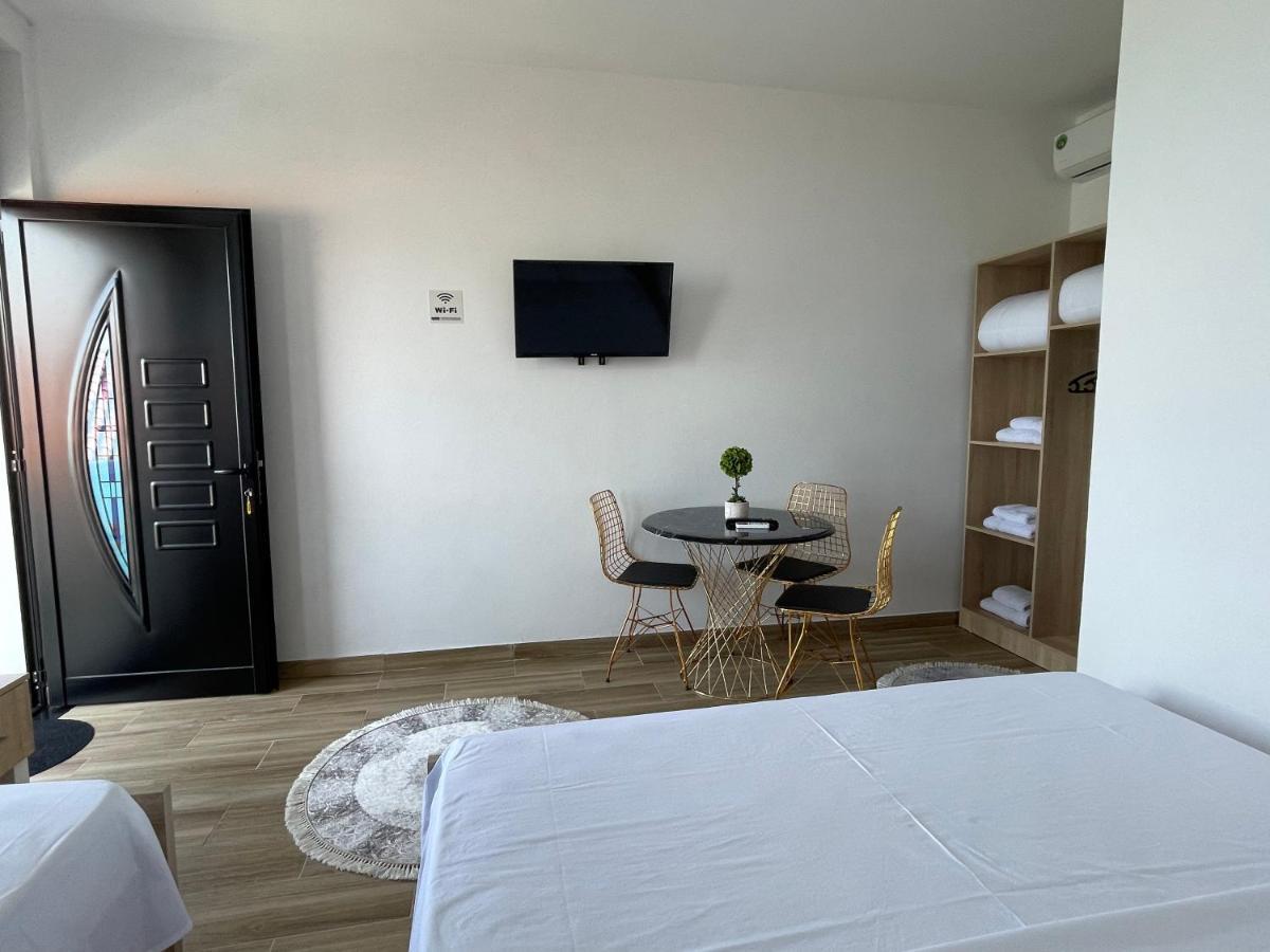 Four Generation Hotel Shiroka Luaran gambar